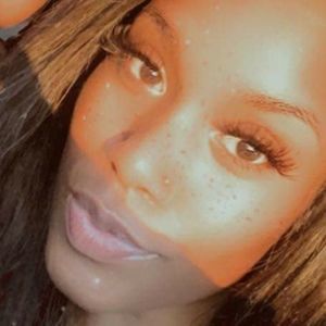 Meet your Posher, Star